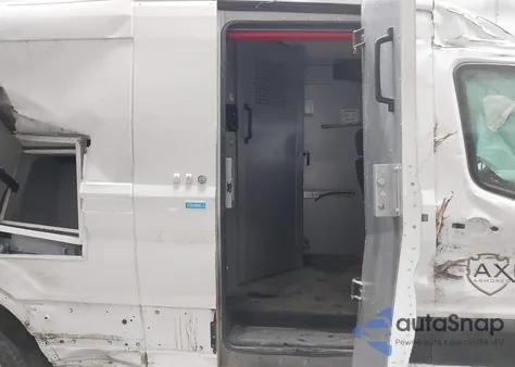 2020 Ford Transit-250 z USA, uszkodzony, nr VIN 1FTBR1C82LKB03077